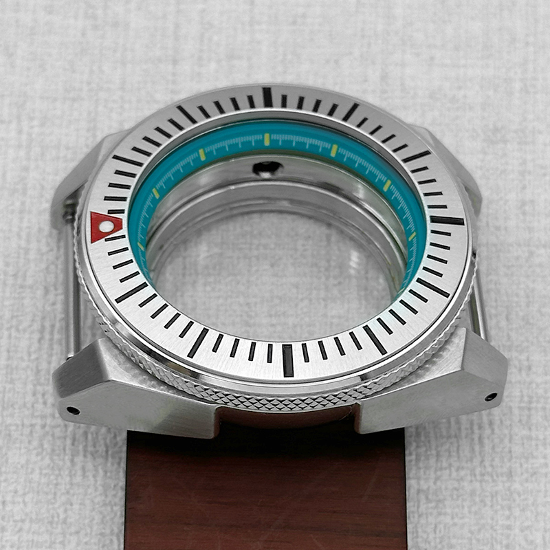 サムライキングウォッチケース サファイアクリスタル 28.5 - Citizen Watch Tsuyosa のレビューと価格