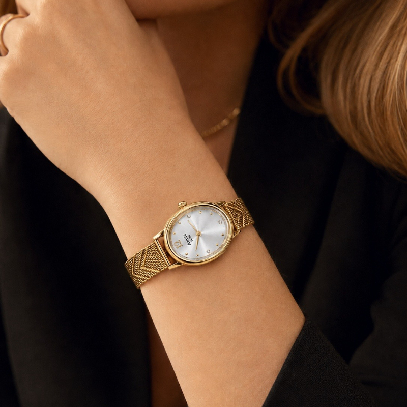 トップブランドの高級腕時計女性用ファッションステンレススチー - Mesh Stainless Strap のレビューと価格